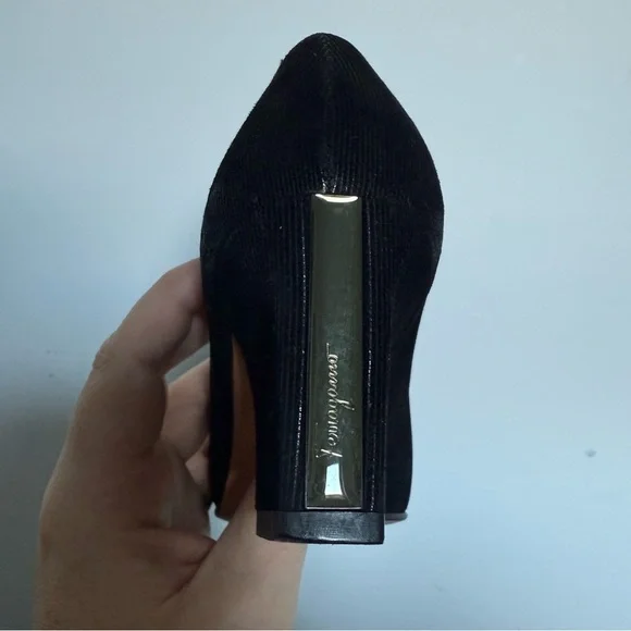 Vintage Salvatore Ferragamo classic black grosgrain block heel pumps - size 5.5 - Picture 6 of 7